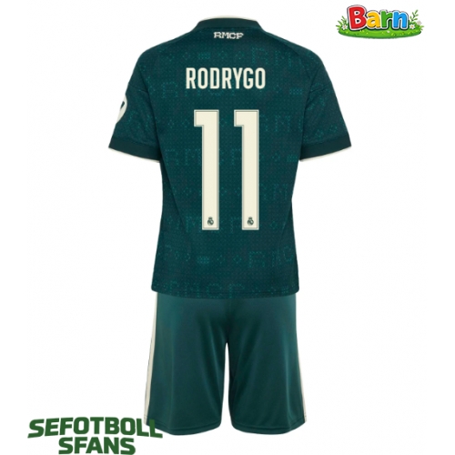 Real Madrid Rodrygo Goes #11 Bortaställ Barn 2026-27 Kortärmad (+ Korta byxor)